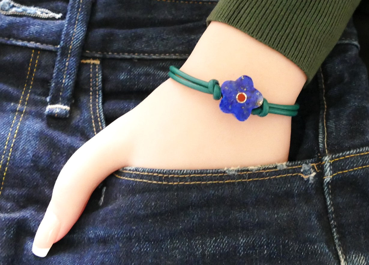 Lederarmband mit Naturstein