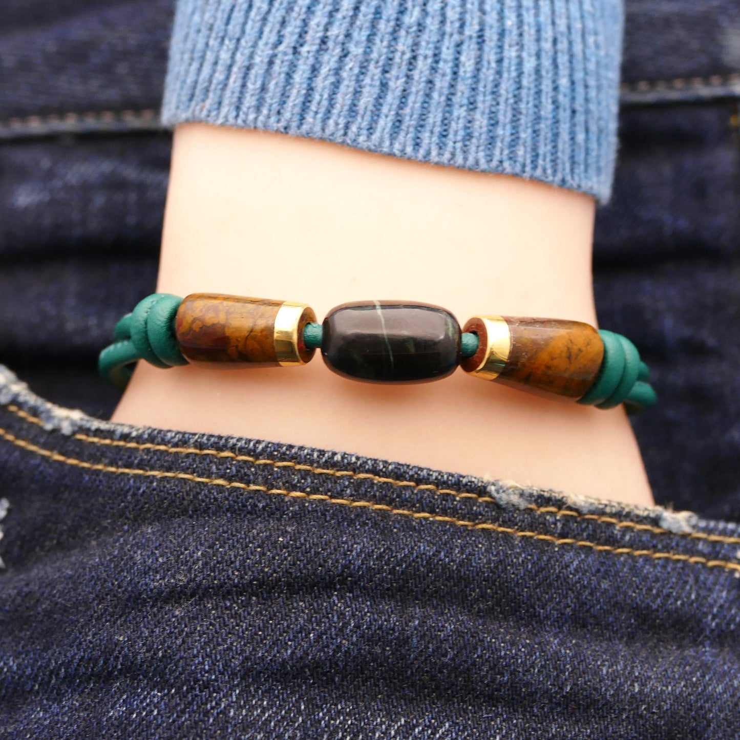 Lederarmband mit Naturstein