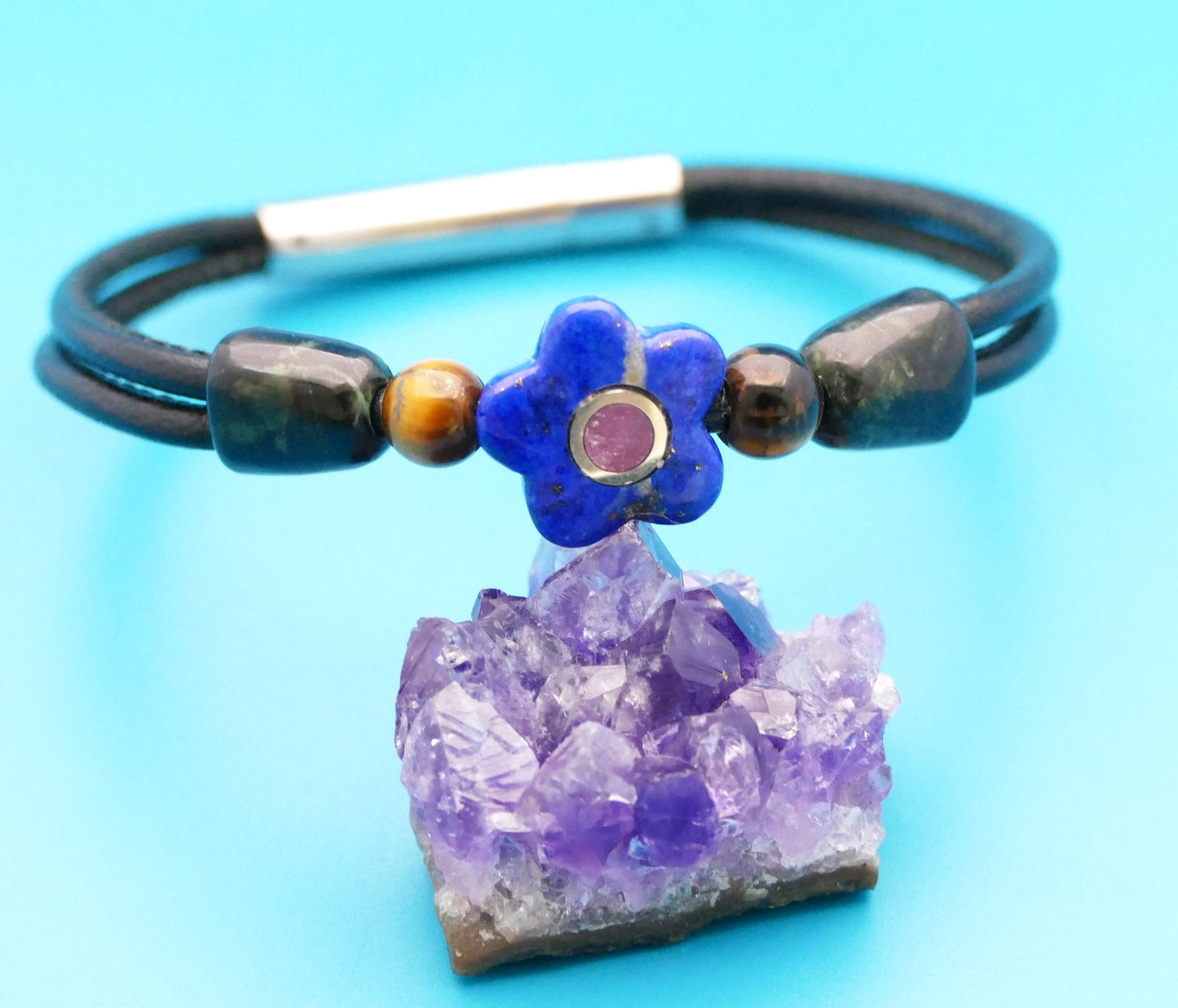 Lederarmband mit Naturstein
