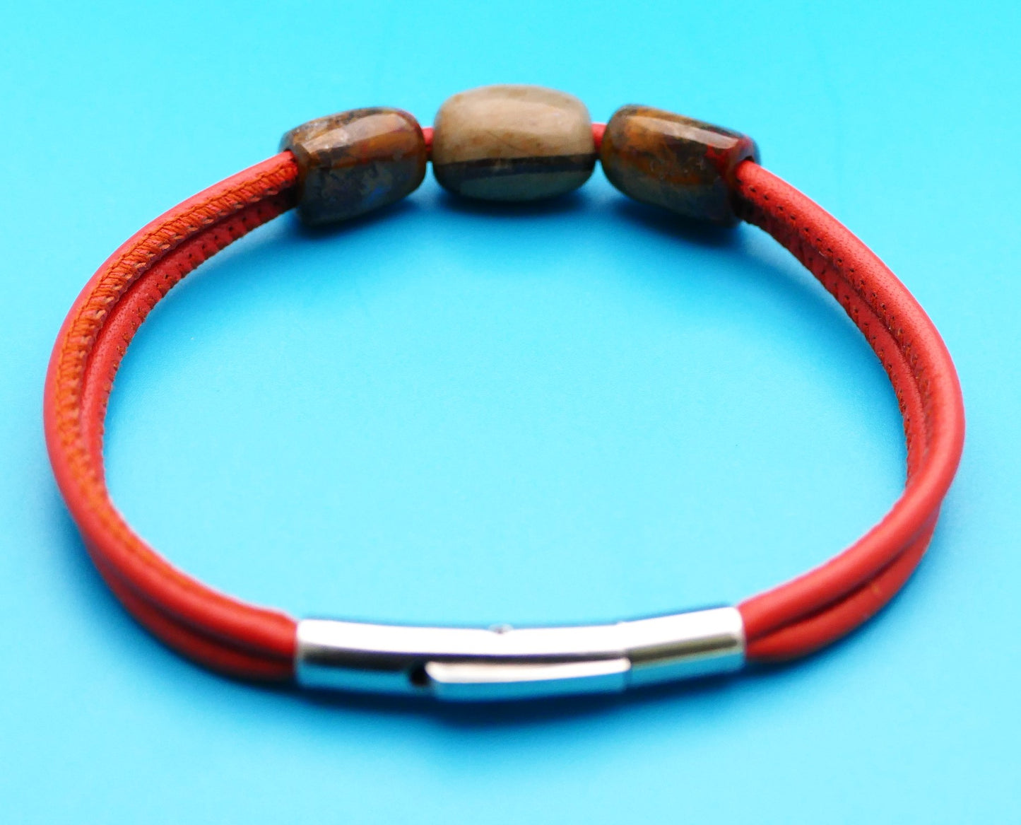 Lederarmband mit Naturstein