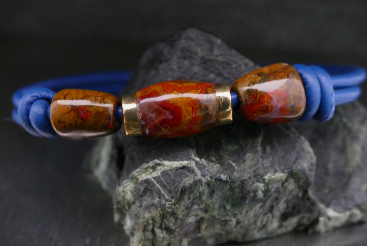 Armband aus Nappaleder mit Naturstein