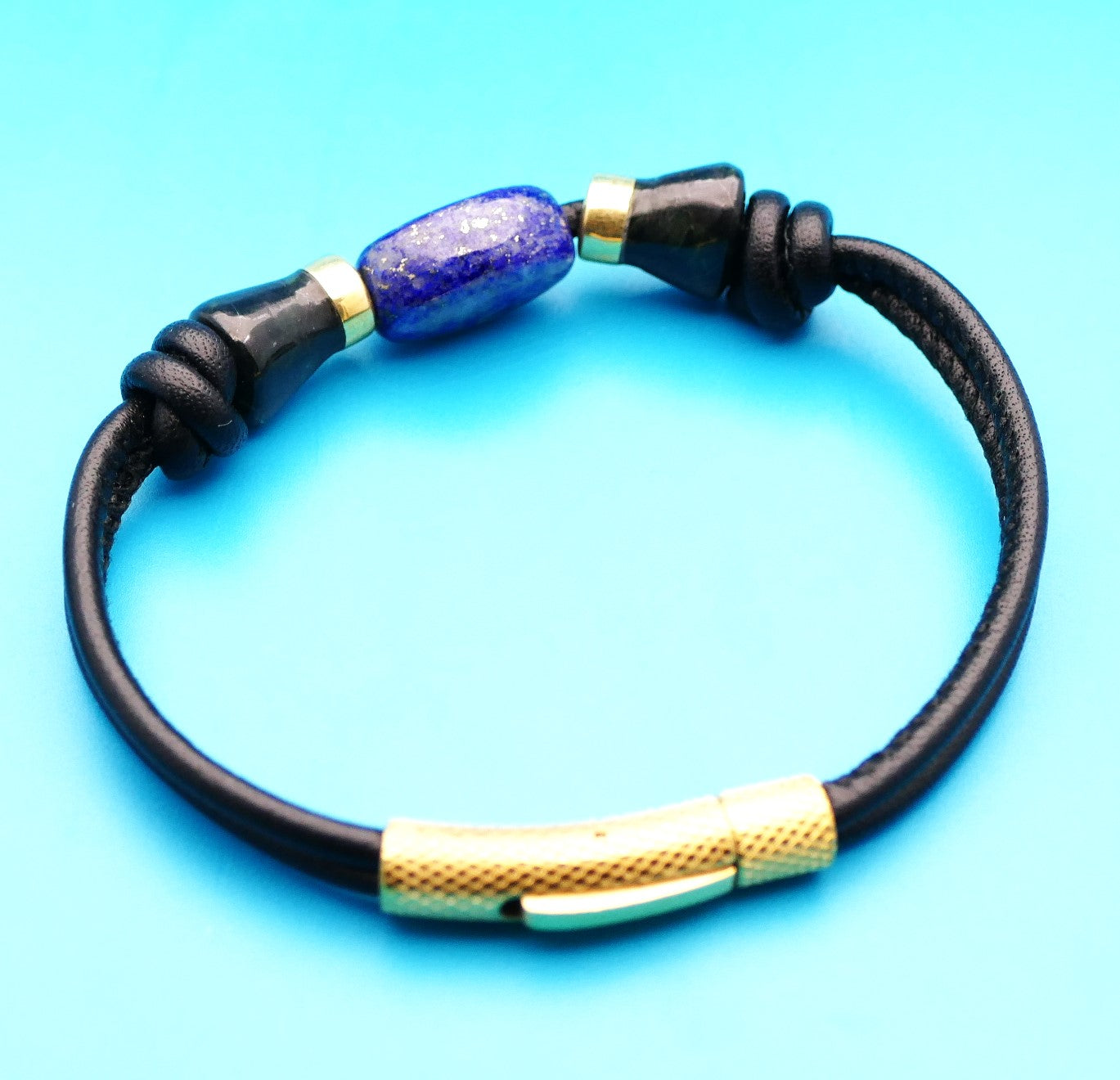 Lederarmband mit Naturstein
