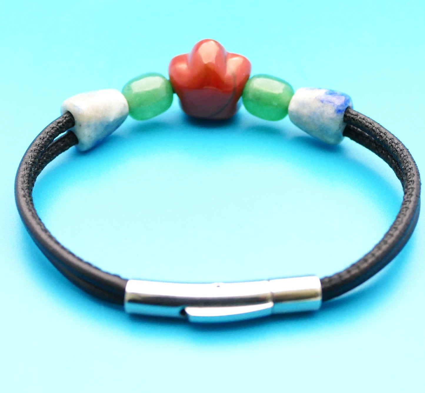 Lederarmband mit Naturstein