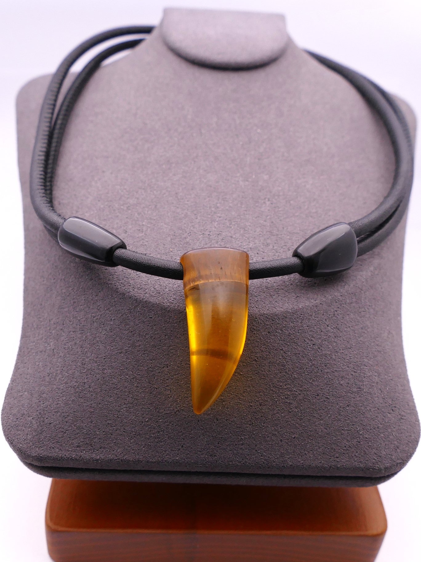 Nappa leather necklace with natural stones – Amber, Tiger's Eye